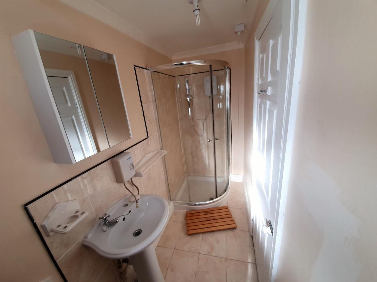 Sherwood Studio Annexe 1 Bedroom Entire Property بوسطن المظهر الخارجي الصورة