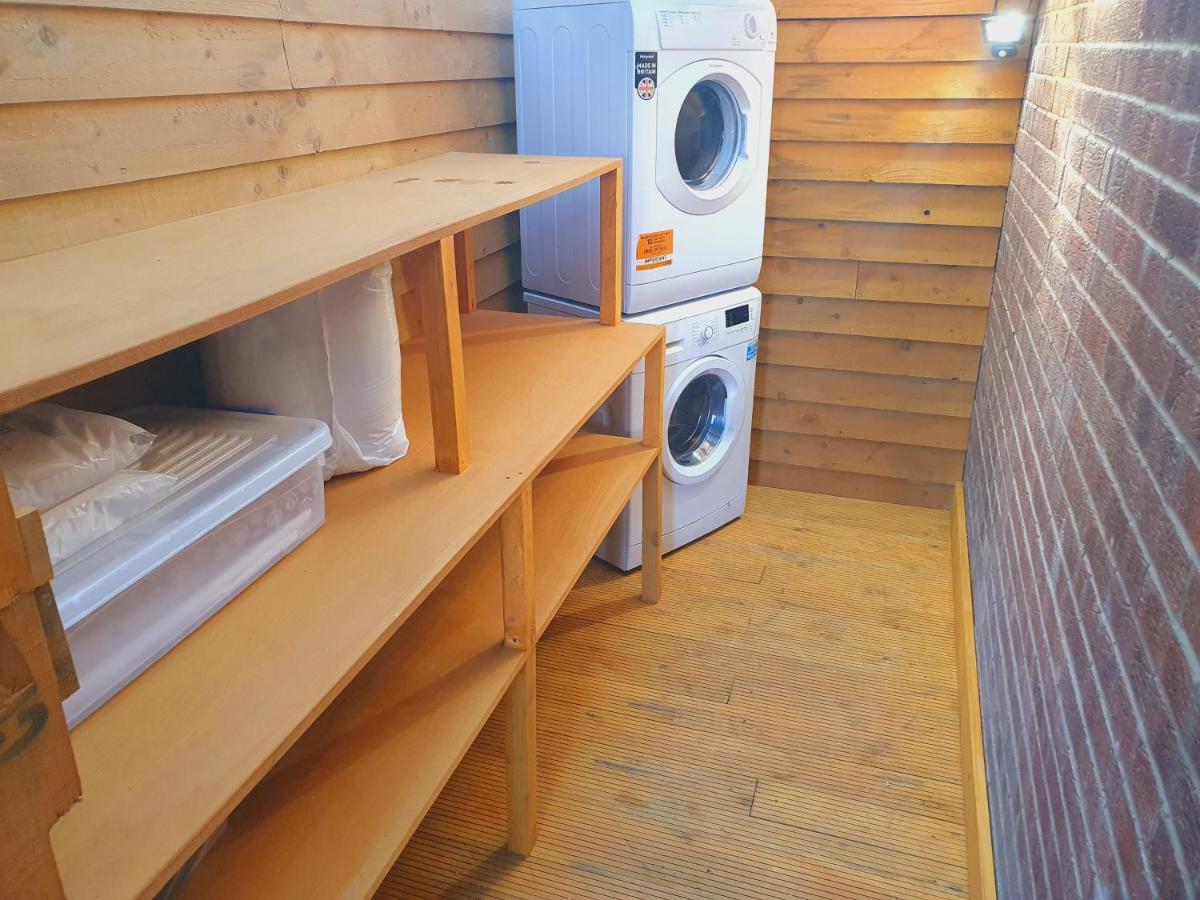 Sherwood Studio Annexe 1 Bedroom Entire Property بوسطن المظهر الخارجي الصورة